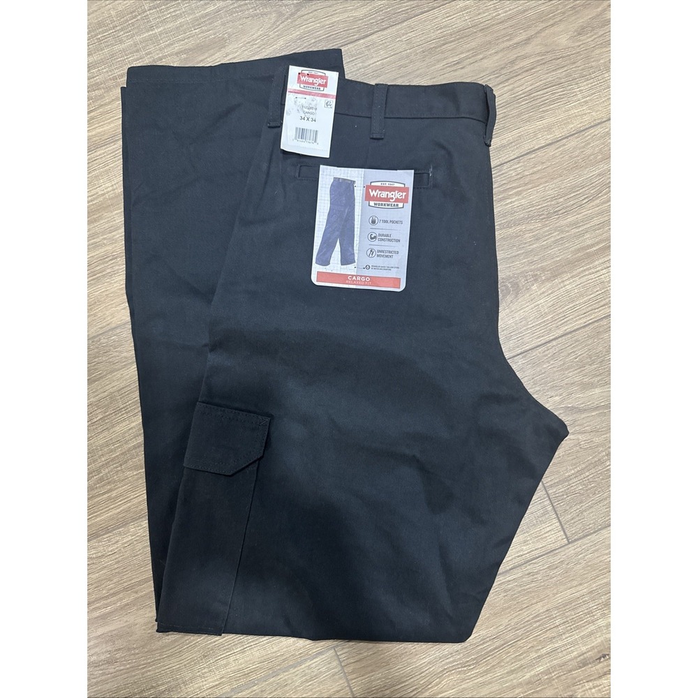 Men's Wrangler Workwear Relaxed Fit Cargo Pant, Black Size 34 X 34 NWT